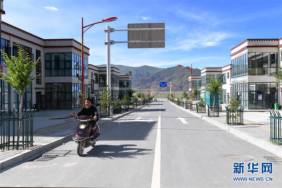 （新華全媒頭條·走向我們的小康生活·決戰決勝脫貧攻堅·圖文互動）（7）兩次遷徙“搬窮”記——海拔最高縣雙湖的“戰貧故事”