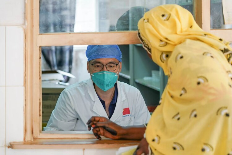 第20批援中非中國醫療隊：不以山海為遠 傳播仁心仁術